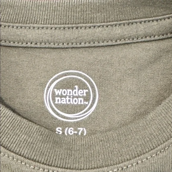 🌟3/$15🌟 Bundle of 2 Wonder Nation Tees. Boys S - Picture 3 of 8